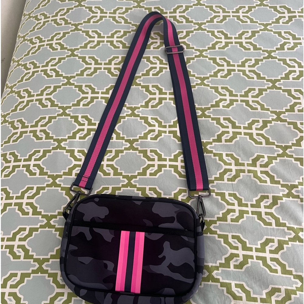 Haute shore crossbody bag.